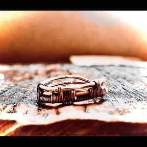 I am selling a beautiful Ring that is comfortable